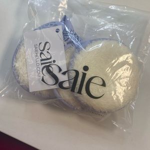 Saie makeup pads. Brand new